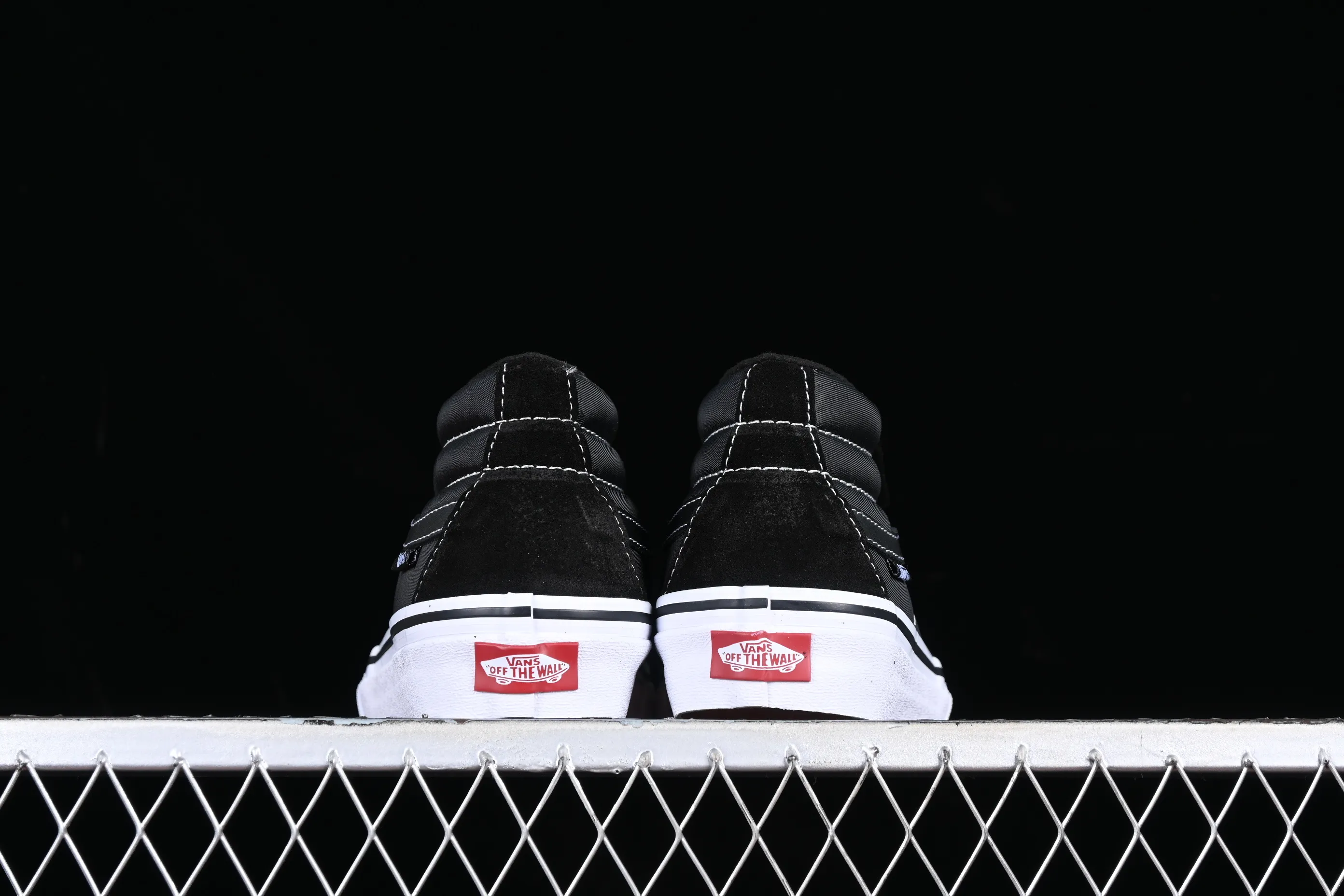 All categories Vans Vans series Vans Mid Vans China Vans Sk8-Mid Pro Antihero cooperation model mid-top professional skateboard shoes VN0A7TNH2D9